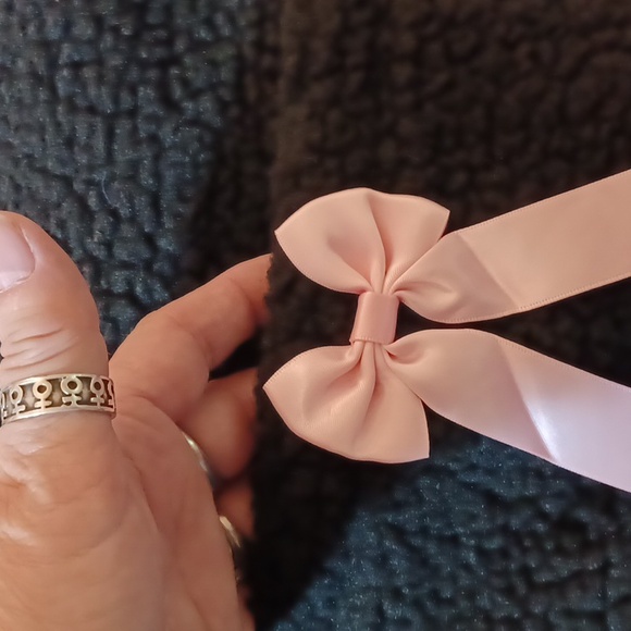 DOLLSKILL SUGAR THRILLZ 2X BLACK SERPA WITH PINK BOWS LONG-SLEEVED POCKETS - Picture 8 of 11